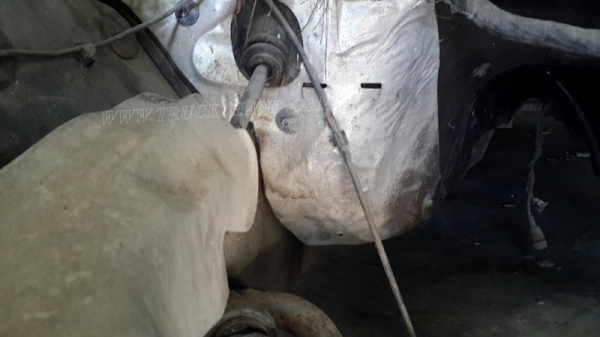 รถเก๋ง BMW 525 I  มีทะเบียนเอกสารพร้อมโอน