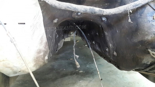 รถเก๋ง BMW 525 I  มีทะเบียนเอกสารพร้อมโอน