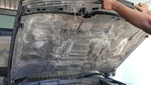 รถเก๋ง BMW 525 I  มีทะเบียนเอกสารพร้อมโอน