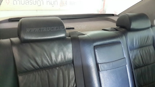 รถเก๋ง BMW 525 I  มีทะเบียนเอกสารพร้อมโอน