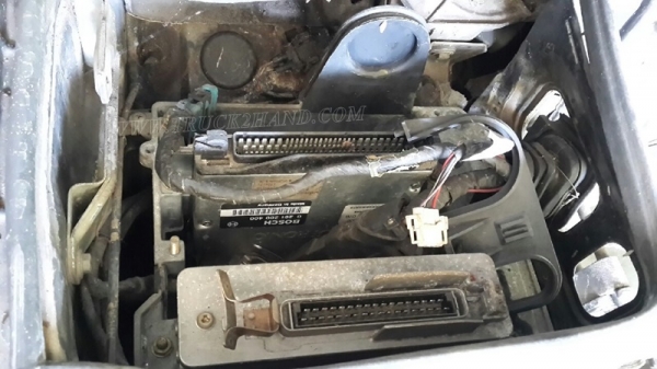 รถเก๋ง BMW 525 I  มีทะเบียนเอกสารพร้อมโอน