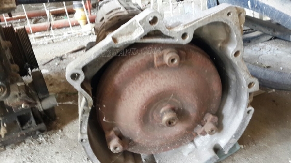 รถเก๋ง BMW 525 I  มีทะเบียนเอกสารพร้อมโอน