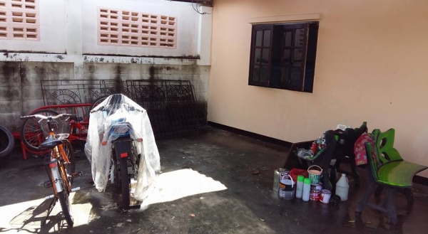 ขายด่วนครับ บ้านแฝดพร้อมที่ดิน 60 ตารางวา 3 ห้องนอน 0805802926