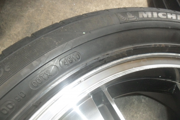 ล้อแม็ก17นิ้ว5รุ114 พร้อมยาง สวยๆ 4 ล้อ ราคา 6900 บาท