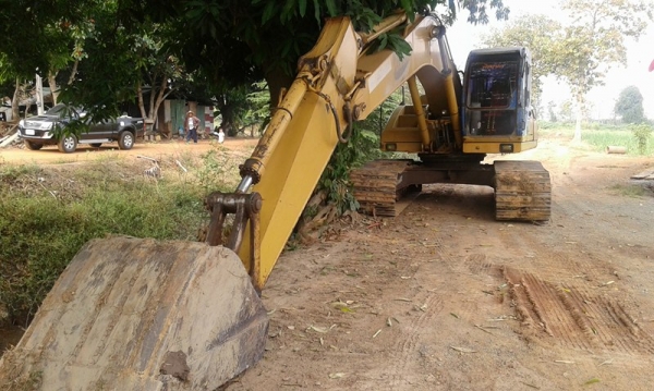 samsung SE210LC  เครื่อง cummins