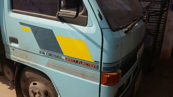 หกล้อ อีซูซุ NKR110ปี38 สั่งลุยเล็กเกียร์สั่น ตัวสุดท้าย สภาพดีสวยบางเดิมทั้งคัน ทะเบียนพร้อมโอน