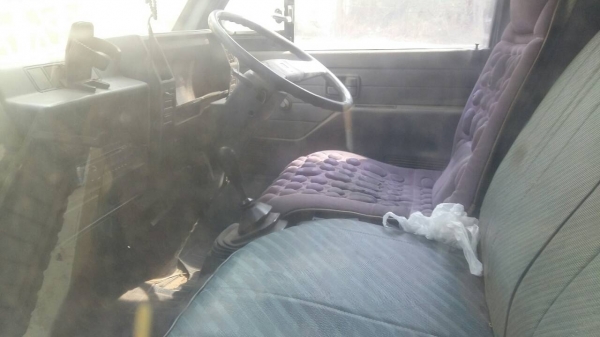 หกล้อ อีซูซุ NKR110ปี38 สั่งลุยเล็กเกียร์สั่น ตัวสุดท้าย สภาพดีสวยบางเดิมทั้งคัน ทะเบียนพร้อมโอน