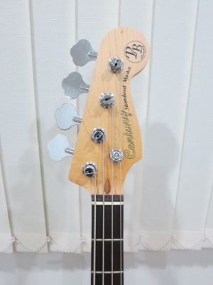 เบสไฟฟ้า 4 สาย Century ของใหม่ สีดำ ทรง Precision Bass ขายถูก