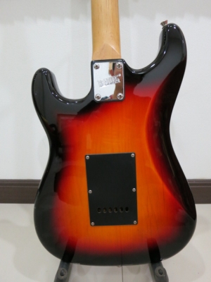 กีต้าร์ไฟฟ้า Beatle 3 แท็ค รุ่น BT-200 สีซันเบิร์ส ของใหม่ เสียงดี