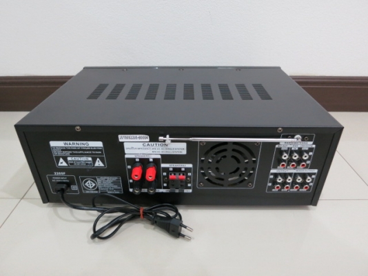 เพาเวอร์มิกเซอร์ ยี่ห้อ SUKE รุ่น 2205F ของใหม่ อีคิวในตัว วิทยุได้ เสียบเมมได้ ไมค์ 4ช่อง จอLCD