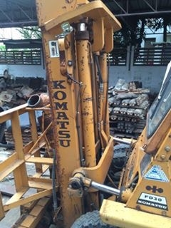 รถโฟคลิฟ KOMATSU FD30 หนัก 3 ตัน รถโฟคลิฟ KOMATSU FD30 หนัก 3 ตัน