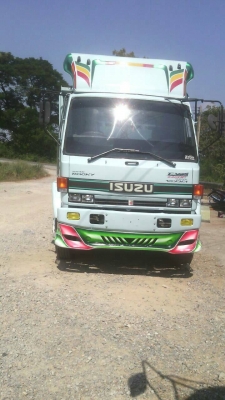 ขายครับ 10 ล้ออีซูซุ 210 เครื่อง 240 สวยๆพร้อมใช้งานครับ ขายครับ 10 ล้ออีซูซุ 210 เครื่อง 240 สวยๆพร้อมใช้งานครับ