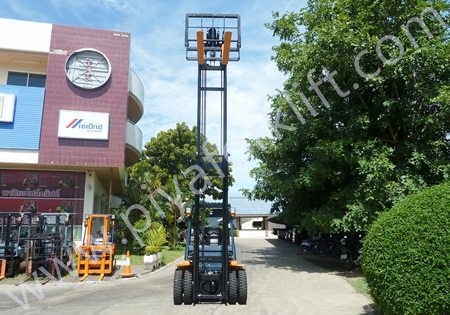 จำหน่ายรถ Forklift TOYOTA 7FD30 จำหน่ายรถ Forklift TOYOTA 7FD30