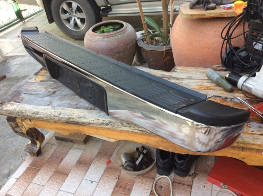 ขายกันชนวีโก้ แสตนเลสแท้ สภาพดี