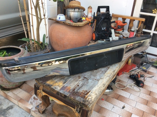 ขายกันชนวีโก้ แสตนเลสแท้ สภาพดี