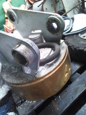 ขายด่วนครับแม่เหล็กติดรถแบคโฮpc120 ขายด่วนครับแม่เหล็กติดรถแบคโฮpc120