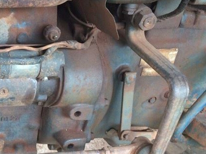 รถไถนา KUBOTA L2000 20แรง เพลาเดียว ตัวเปล่า เดิมๆ พร้อมใช้ **ขาย KUBOTA L2000 รถไถ1เพลา สภาพดี เดิม พร้อมใช้ ตัวเปล่า ไม่มีเอกสาร ราคาเบาๆ TRACTOR KUBOTA L2000 2WD 20HP เครื่องเดิม ปั้มเดิม เกียร์ เดิม ครับ เครื่องยนต์ดีเซล KUBOTA D1