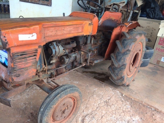 รถไถนา KUBOTA L2000 20แรง เพลาเดียว ตัวเปล่า เดิมๆ พร้อมใช้ **ขาย KUBOTA L2000 รถไถ1เพลา สภาพดี เดิม พร้อมใช้ ตัวเปล่า ไม่มีเอกสาร ราคาเบาๆ TRACTOR KUBOTA L2000 2WD 20HP เครื่องเดิม ปั้มเดิม เกียร์ เดิม ครับ เครื่องยนต์ดีเซล KUBOTA D1