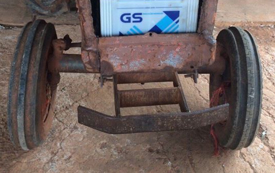 รถไถนา KUBOTA L2000 20แรง เพลาเดียว ตัวเปล่า เดิมๆ พร้อมใช้ **ขาย KUBOTA L2000 รถไถ1เพลา สภาพดี เดิม พร้อมใช้ ตัวเปล่า ไม่มีเอกสาร ราคาเบาๆ TRACTOR KUBOTA L2000 2WD 20HP เครื่องเดิม ปั้มเดิม เกียร์ เดิม ครับ เครื่องยนต์ดีเซล KUBOTA D1