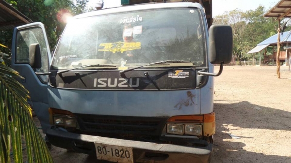 ขายรถ6ล้อ ดั้มNPR120แรง เครื่องดี แคชซีสวย สภาพพร้อมใช้งาน เอกสารพร้อมโอน สนใจโทร 090-8588220คุณนะ 093-3258446คุณบิว หรือเข้าดูสินค้าอื่นๆได้ที่ www.truck.in.th/498 หรือเพจFacebook ณรงค์ ซื้อขายรถมือสอง (เว็บไซต์ส่วนตัว) หรือFacebook คุณนะ รถบรรทุก