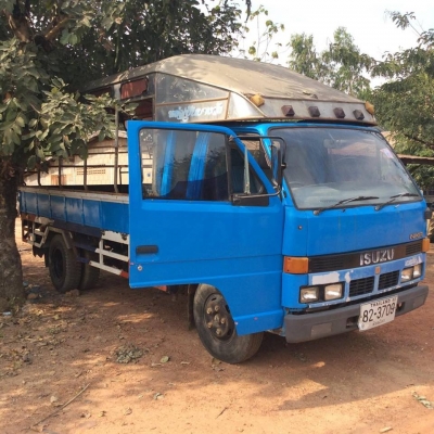 รถ 6 ล้อ ISUZU NKR58LU5 รถห้างแท้ ปี 57 เครื่อง115 แรง 4BD1 รถ 6 ล้อ ISUZU NKR58LU5 รถห้างแท้ ปี 57 เครื่อง115 แรง 4BD1