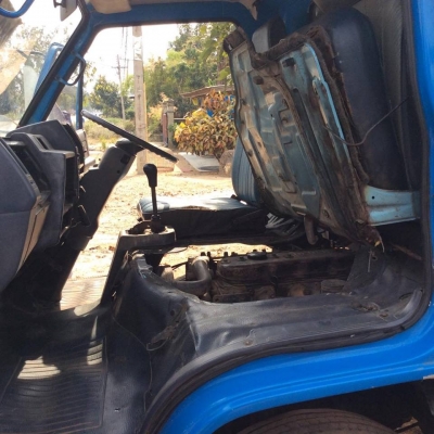 รถ 6 ล้อ ISUZU NKR58LU5 รถห้างแท้ ปี 57 เครื่อง115 แรง 4BD1 รถ 6 ล้อ ISUZU NKR58LU5 รถห้างแท้ ปี 57 เครื่อง115 แรง 4BD1