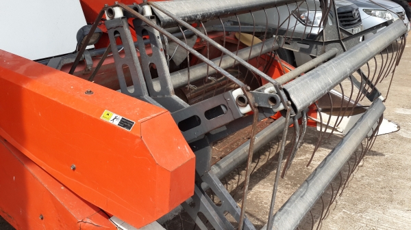 ขายด่วน  DC 60 PLUS  พร้อมโอน นิ้วสปริง ปี 54  รถพร้อมใช้ ตรวจเช็คให้ให้คงสภาพใช้งาน   ขายในราคา 330,000 ต่อรองได้ มีให้เลือกอยู่ 2 คัน  รถสวย ฝาครอบมีครบ หลังคา มุงกันแดดคนรองกระสอบ  รถพร้อมใช้  สนใจติดต่อ  080-5532793