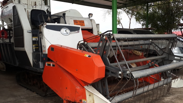 ขายด่วน  DC 60 PLUS  พร้อมโอน นิ้วสปริง ปี 54  รถพร้อมใช้ ตรวจเช็คให้ให้คงสภาพใช้งาน   ขายในราคา 330,000 ต่อรองได้ มีให้เลือกอยู่ 2 คัน  รถสวย ฝาครอบมีครบ หลังคา มุงกันแดดคนรองกระสอบ  รถพร้อมใช้  สนใจติดต่อ  080-5532793