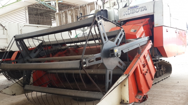 ขายด่วน  DC 60 PLUS  พร้อมโอน นิ้วสปริง ปี 54  รถพร้อมใช้ ตรวจเช็คให้ให้คงสภาพใช้งาน   ขายในราคา 330,000 ต่อรองได้ มีให้เลือกอยู่ 2 คัน  รถสวย ฝาครอบมีครบ หลังคา มุงกันแดดคนรองกระสอบ  รถพร้อมใช้  สนใจติดต่อ  080-5532793