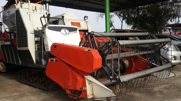 ขายด่วน  DC 60 PLUS  พร้อมโอน นิ้วสปริง ปี 54  รถพร้อมใช้ ตรวจเช็คให้ให้คงสภาพใช้งาน   ขายในราคา 330,000 ต่อรองได้ มีให้เลือกอยู่ 2 คัน  รถสวย ฝาครอบมีครบ หลังคา มุงกันแดดคนรองกระสอบ  รถพร้อมใช้  สนใจติดต่อ  080-5532793