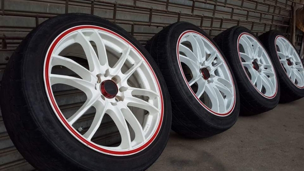 Lenso D08 ขอบ 17 4รู100/114 พร้อมยาง Dunlop Lenso D08 ขอบ 17 4รู100/114 พร้อมยาง Dunlop