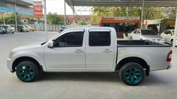 ^^^^^^ 4ประตู 2006 SLX คันนี้ มาแนว "โหด" นิดหน่อย ^^^^^^