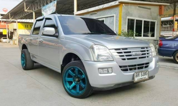 ^^^^^^ 4ประตู 2006 SLX คันนี้ มาแนว "โหด" นิดหน่อย ^^^^^^