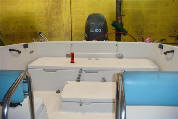 ขาย เรือ ตกปลาแนวสปอร์ต nissan fs