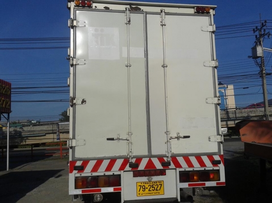 ขายรถ6ล้อตู้10บาน HINO FG8J ปี2011 เครื่อง212แรงม้า ตู้ยาว7.50เมตร