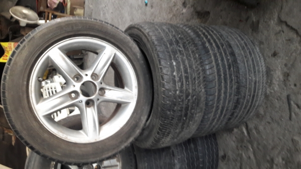 ขายล้อแม็ก กะบะ ขอบ16 พร้อมยาง สี่วง