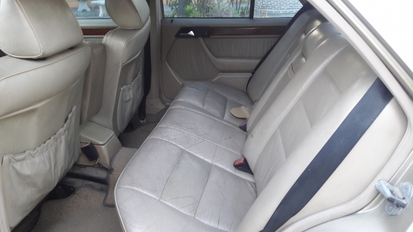 ขาย เบนซ์