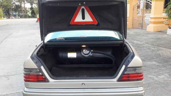 ขาย เบนซ์