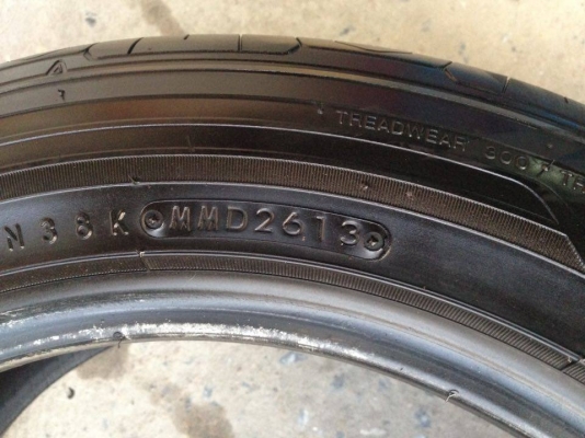 ยาง NITTO 205-55-16 ปี 13 1 เส้น ปี 12 3 เส้น ครบชุด 4 เส้น 3000 ไม่ควรพลาด สภาพสวยๆไม่มีปะไม่บวมดอกยางเหลือเยอะเอาไปวิ่งกันใด้อีกยาวค่ะ