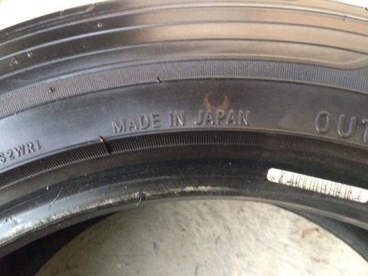 ยาง NITTO 205-55-16 ปี 13 1 เส้น ปี 12 3 เส้น ครบชุด 4 เส้น 3000 ไม่ควรพลาด สภาพสวยๆไม่มีปะไม่บวมดอกยางเหลือเยอะเอาไปวิ่งกันใด้อีกยาวค่ะ