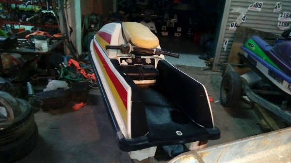 YAMAHA 650 เรือพร้อมขับ