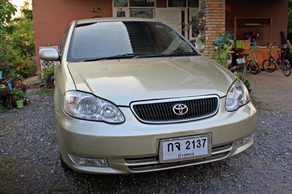 รถบ้าน Altis 1.8E ออโต้ AIRBAG ABS แก๊สLpgหัวฉีด Versus รถสวย พร้อมใช้ ใครหาอยู่รีบเลย