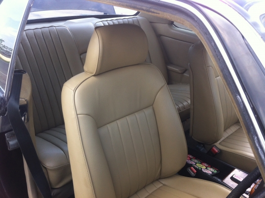 Benz2ประตูทะเบียนสวย7575 เครื่อง1jz พร้อมใช้ ไม่ติดแก็ส  ราคา215000