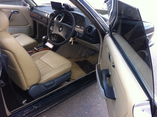 Benz2ประตูทะเบียนสวย7575 เครื่อง1jz พร้อมใช้ ไม่ติดแก็ส  ราคา215000