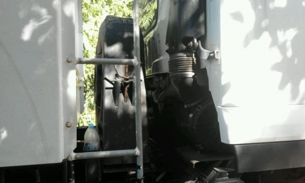 ขายรถหกล้อ. FTR. 240. ปี 56 รถวิ่งน้อยมาก ขายรถหกล้อ. FTR. 240. ปี 56 รถวิ่งน้อยมาก