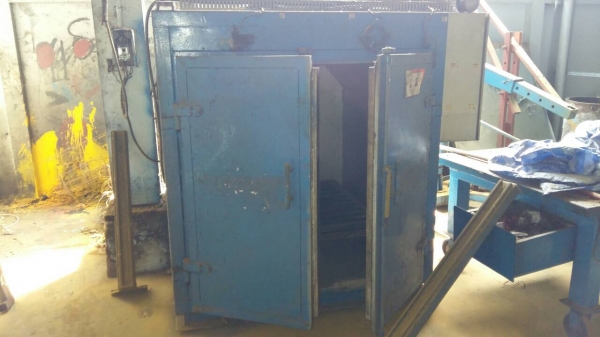 ขายตู้อบมอเตอร์ได้อบยางได้กว้าง1.5เมตรx1.5เมตรพร้อมใช้ครับ