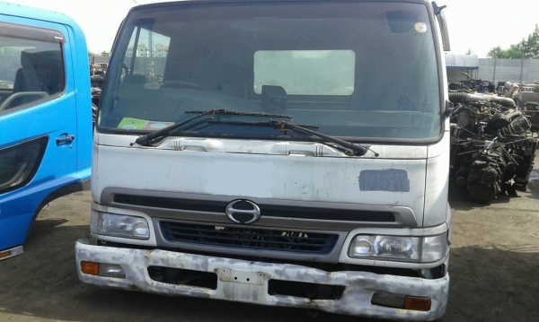 FROM JAPANขายถูกด่วนๆ หัวเก๋งรถบรรทุก 6ล้อกลาง-6ล้อใหญ่(เป็นหัวตอนเดียว ไม่มีแค๊ป มีคัสซี) HINO FC1JKD ราคาเพียง 95,500 บาท สนใจรีบติดต่อ 0819337688