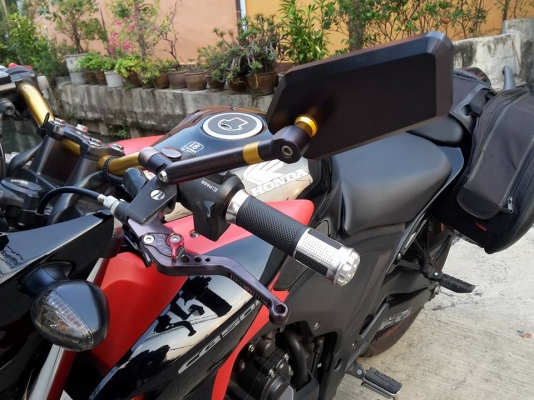 ขายด่วน! CB500F สีดำ ปี2013 ลดเหลือ 128000 ถึงวันพุธเท่านั้นพร้อมของแต่งรอบคัน