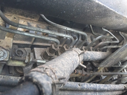 รถอีซูซุ 6 ล้อดั้ม FRR 175 แรงม้า  ปี 41.   สนใจติดต่อ  081 - 6079515