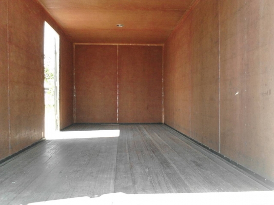 รถอีซูซุ 6 ล้อ ตู้แห้ง NPR 130 แรงม้า. ปี 48.   สนใจติดต่อ  081 - 6079515